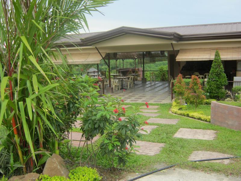 D'Leonor Inland Resort & Adventure Park Davao Bagian luar foto