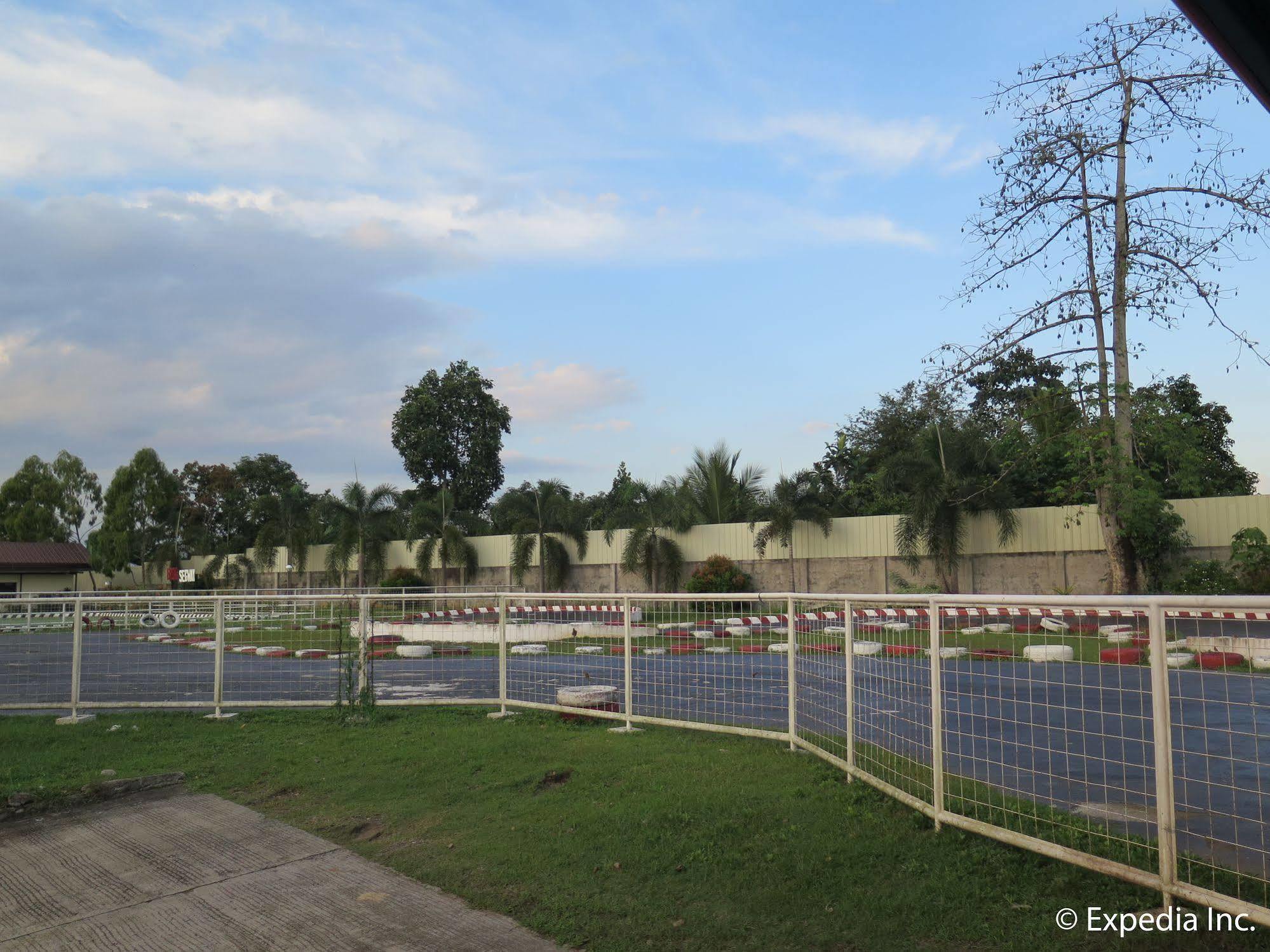 D'Leonor Inland Resort & Adventure Park Davao Bagian luar foto