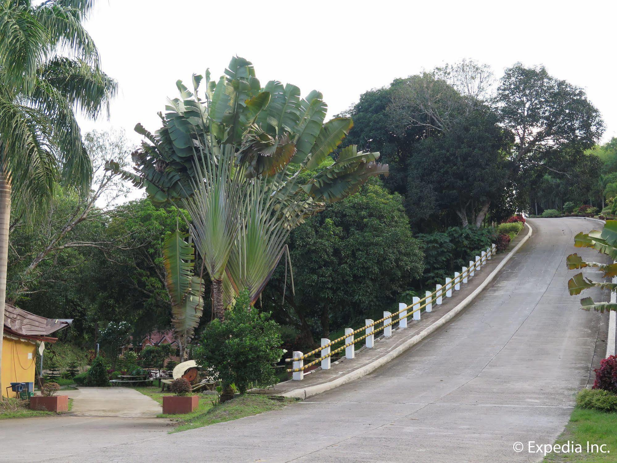 D'Leonor Inland Resort & Adventure Park Davao Bagian luar foto